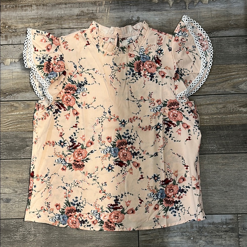 Floral Ruffle Sleeve Blouse